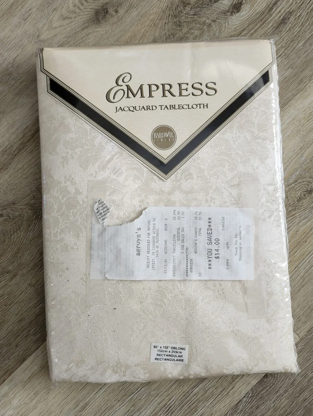 Vintage NEW Empress Ivory Gold Elegant  Jacquard Tablecloth 60x102 Taiwan